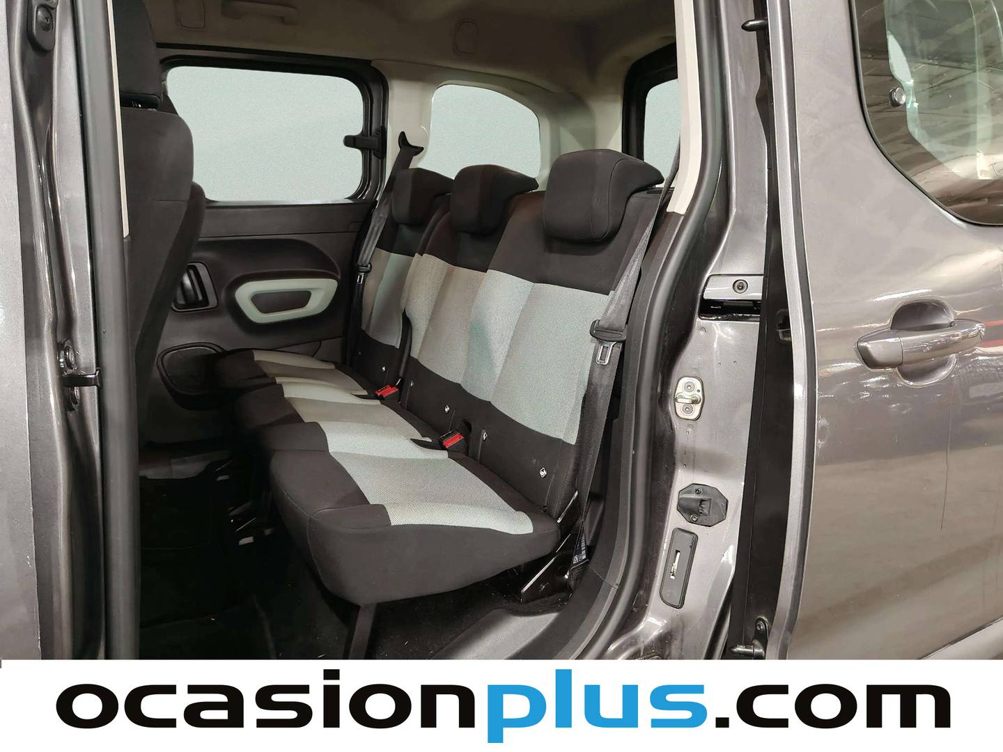 Foto asientos traseros Citroën Berlingo Citroën Berlingo Combi PureTech 110 S&S Talla M Feel (110 CV)