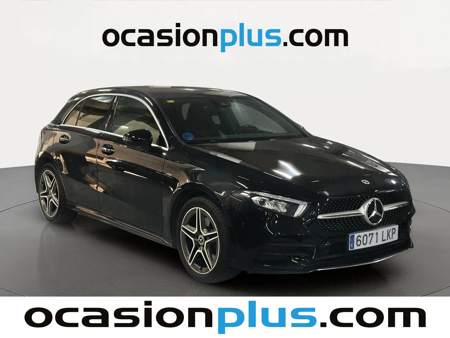 Foto delantera Mercedes Clase A Mercedes Clase A 250 e (218 CV) Pack AMG derecha