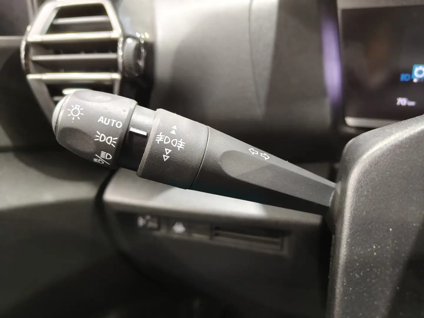 Foto Citroën C4 Citroen C4 PureTech 130 S&S 6v Feel Pack (130 CV)