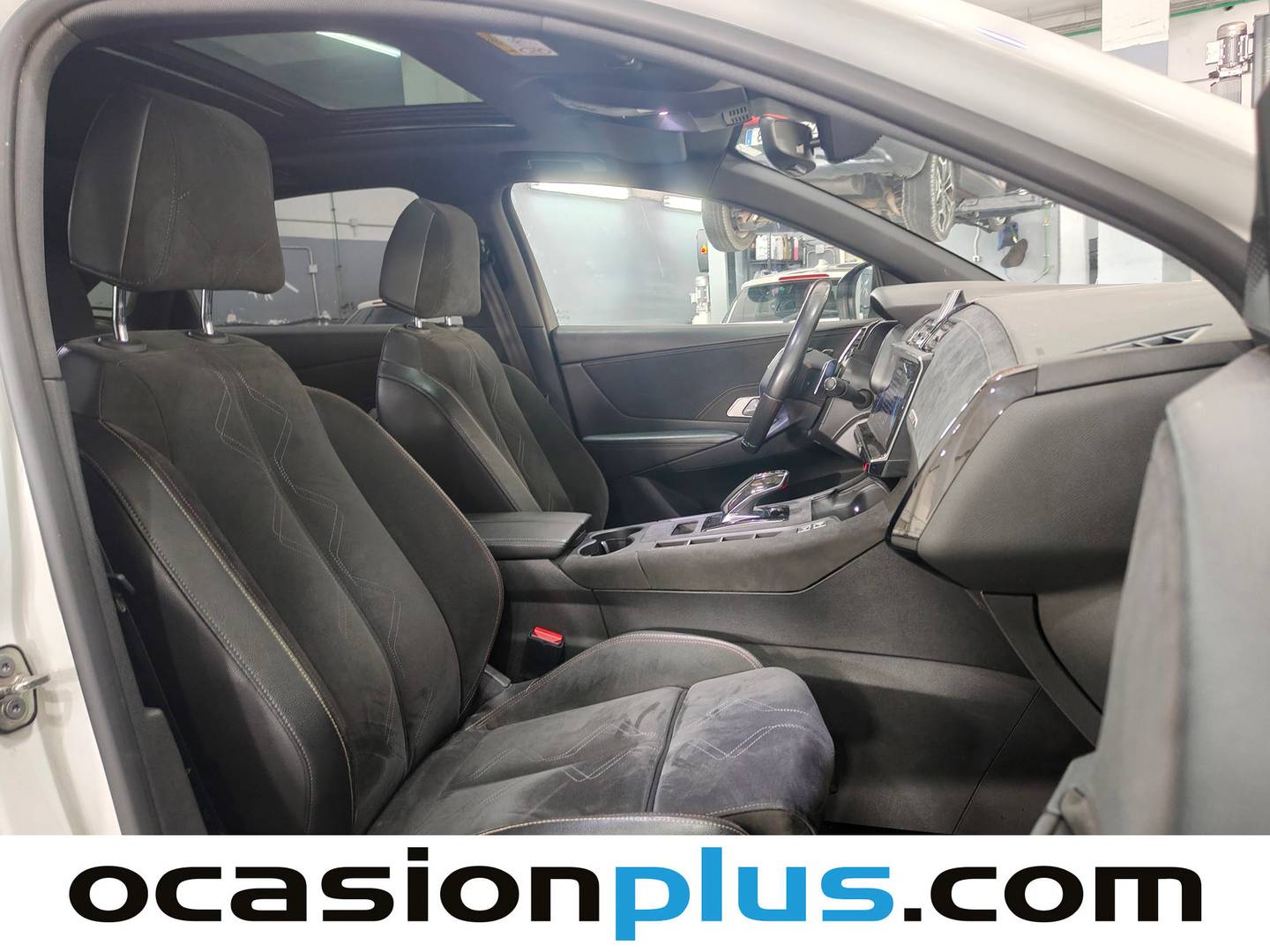 DS DS 7 Crossback DS DS7 Crossback E-Tense 300 Performance Line+ 4WD Auto  (300 CV) de segunda mano
