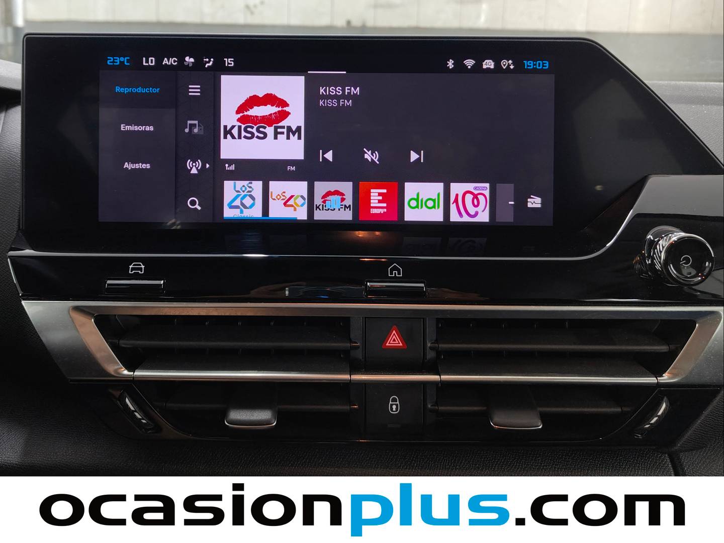 Citroën C4 Citroën C4 BlueHDi 130 S&S Plus EAT8 (131 CV) automático