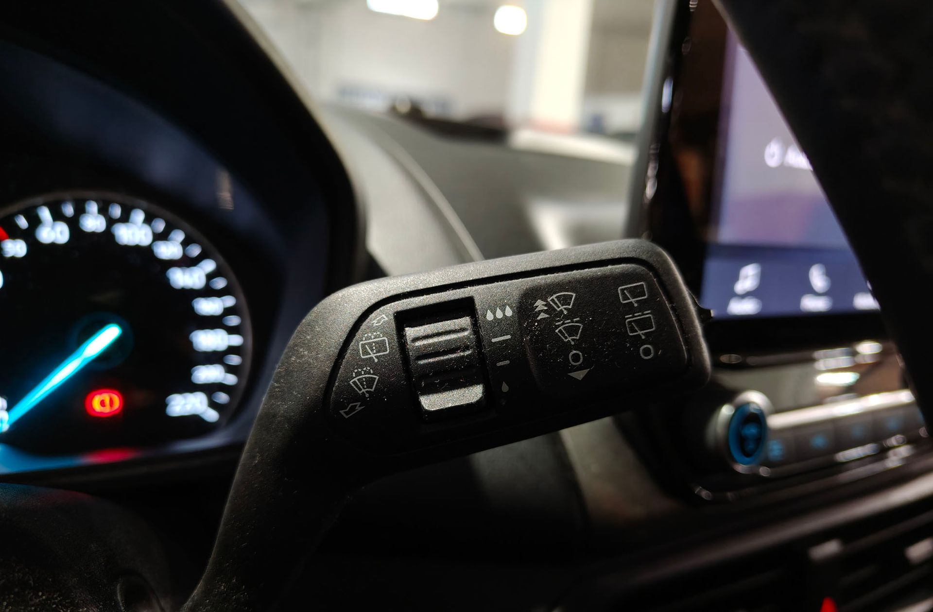 Ford EcoSport 1.0T EcoBoost Trend - foto 24