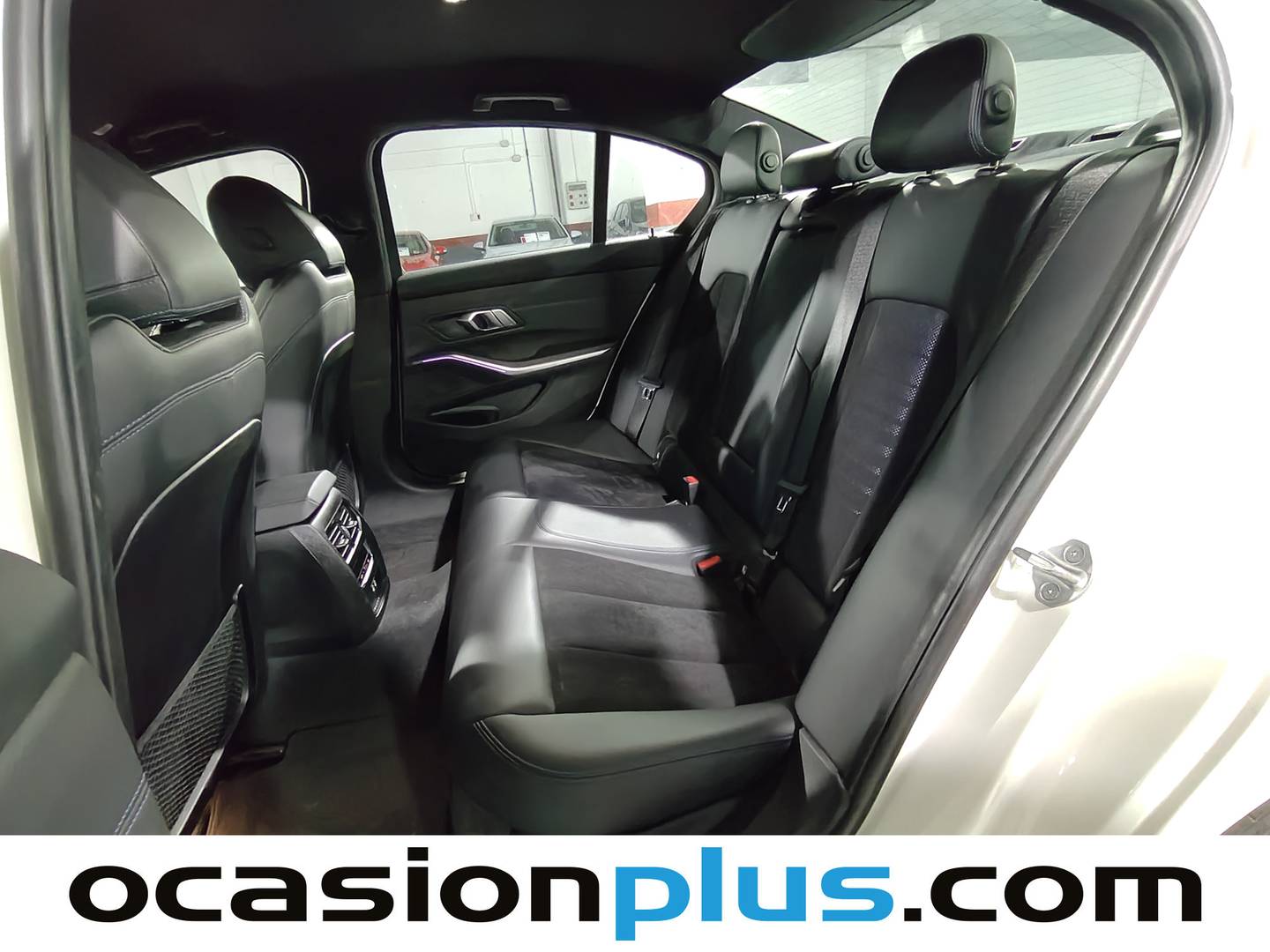 Foto asientos traseros BMW Serie 3 BMW Serie 3 318d (150 CV) Pack M