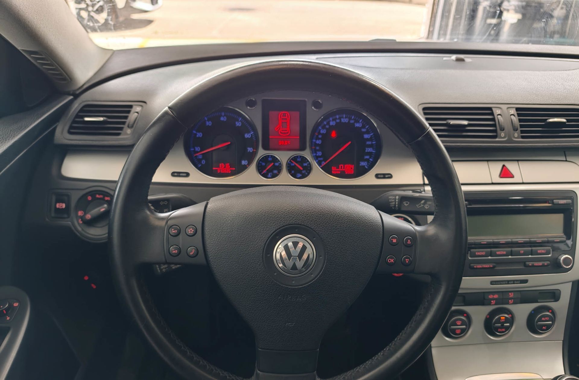 Volkswagen Passat Advance 1.4 TSI - foto 27
