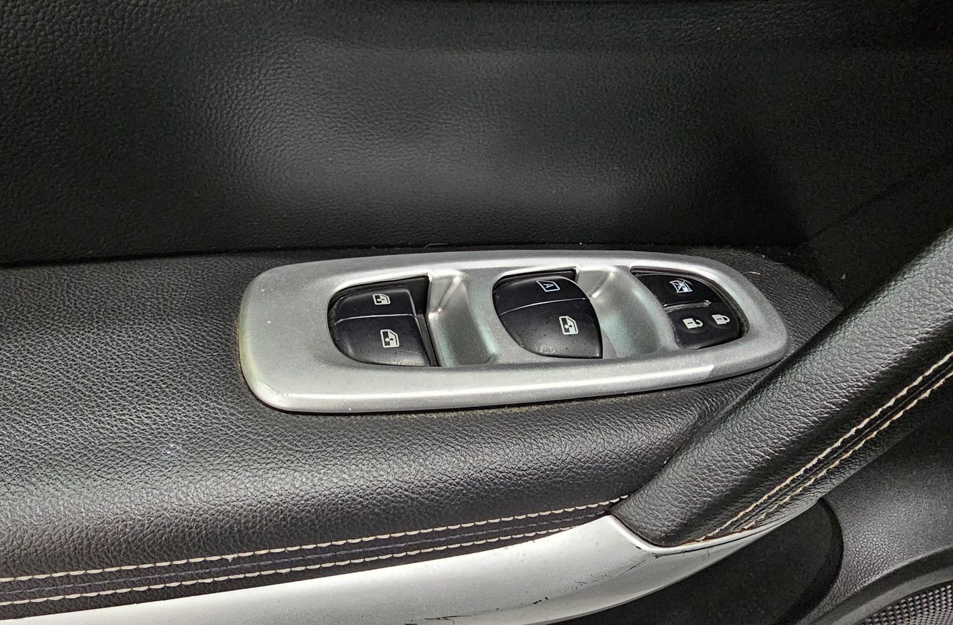 Renault Kadjar Zen TCe GPF - foto 36