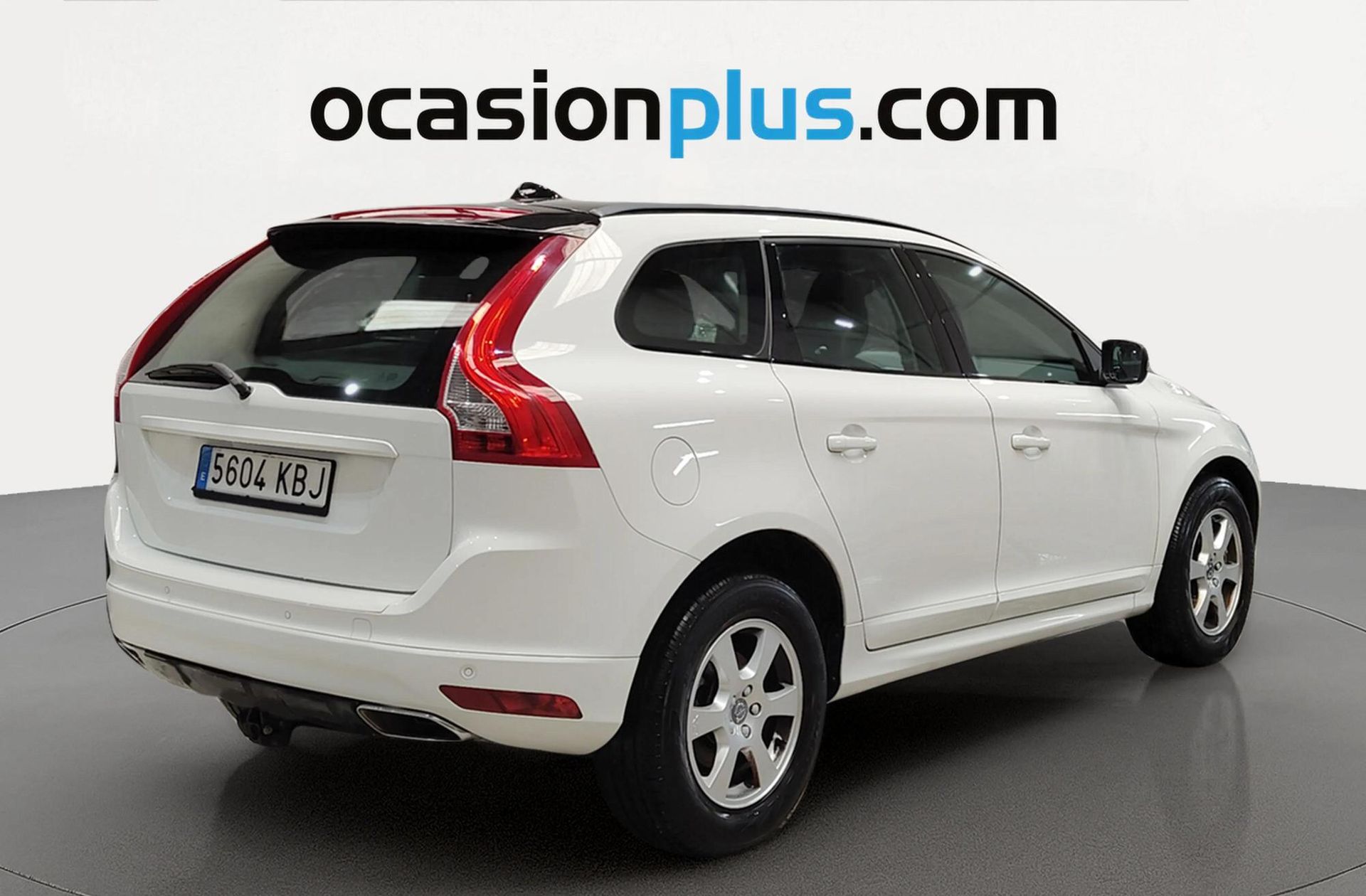 Volvo XC60 D4 Momentum - foto 4