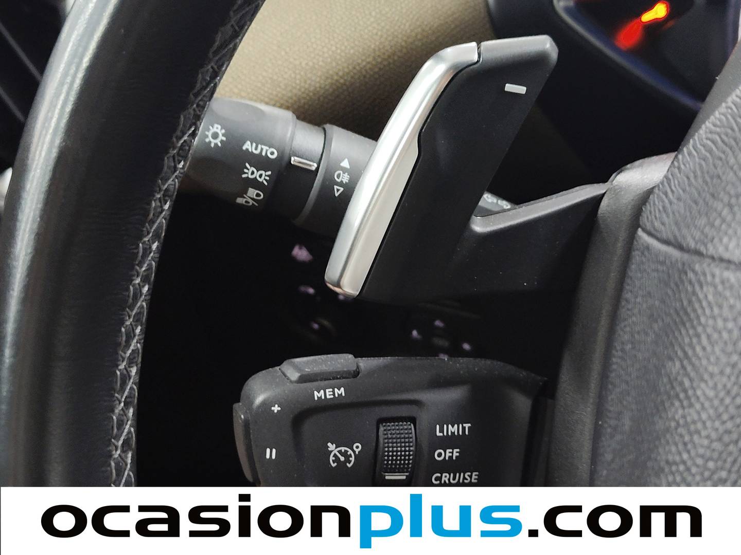 Foto DS DS 3 Crossback DS DS3 Crossback PureTech 130 Grand Chic EAT8 (130 CV)