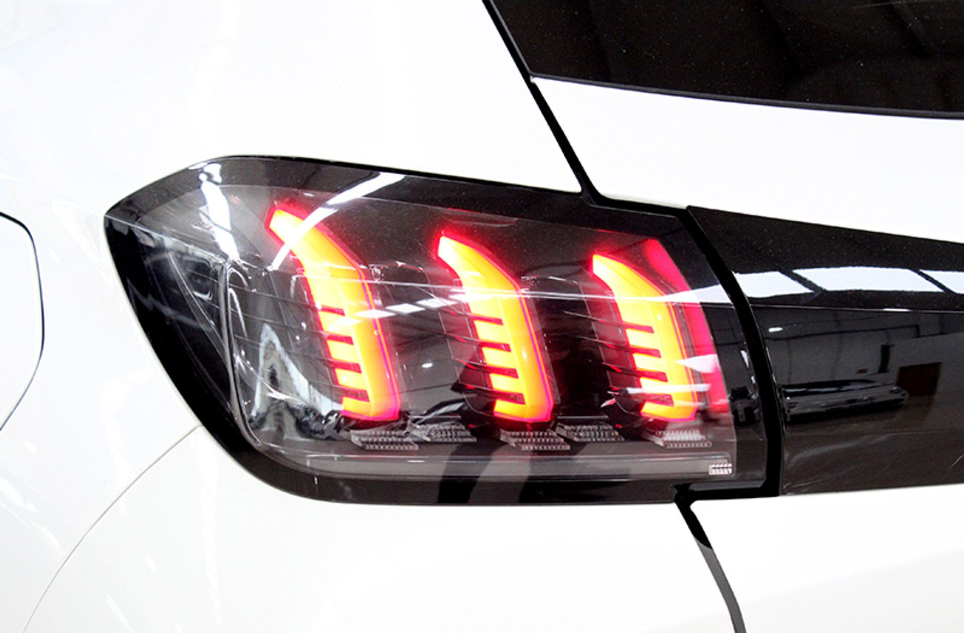 Peugeot 208 Eléctrico Allure - foto 24