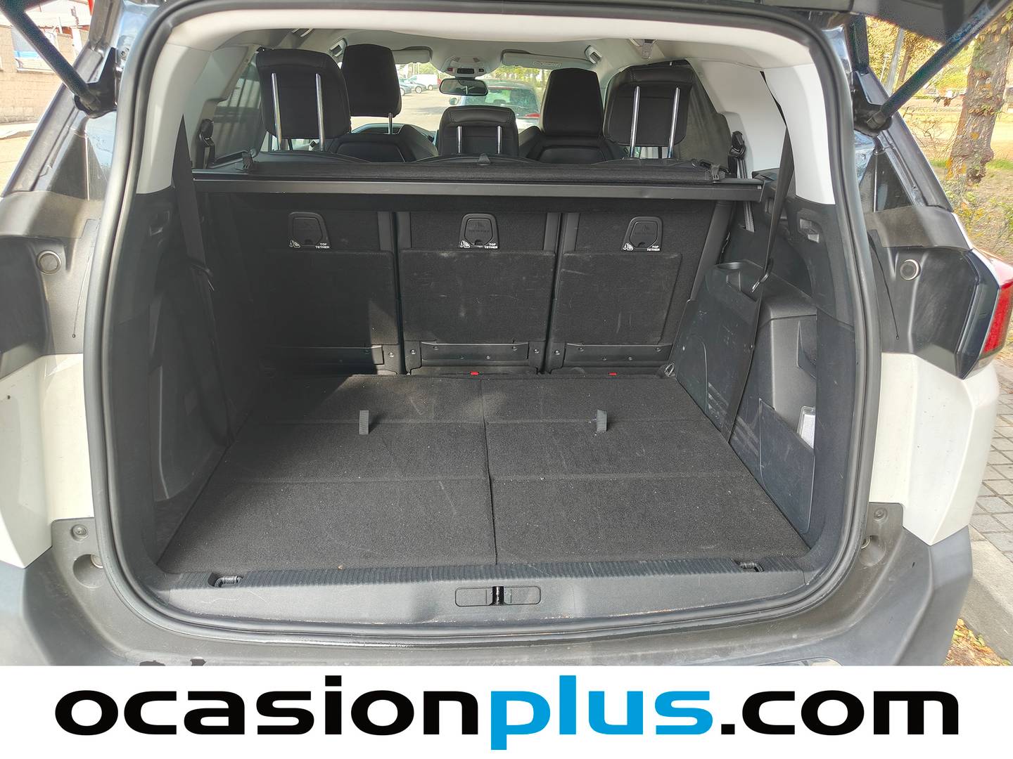 Foto Peugeot 5008 Peugeot 5008 PureTech 130 S&S Allure (130 CV)7 Plazas siete plazas