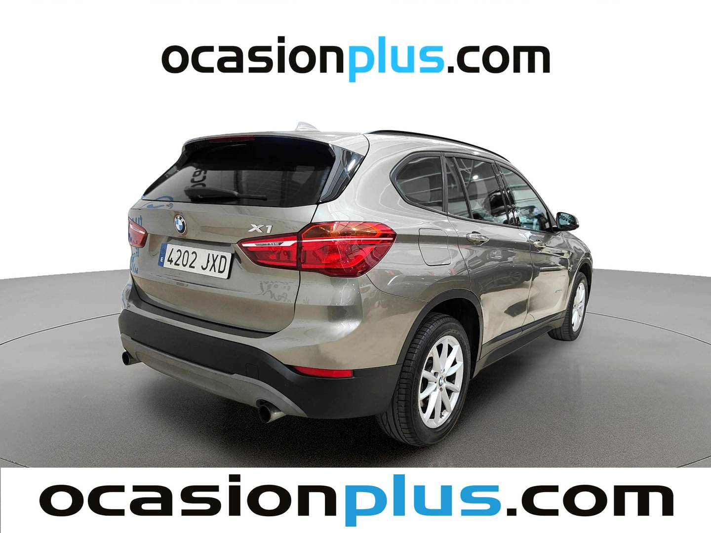 Foto trasera BMW X1 BMW X1 sDrive20i (192 CV) derecha