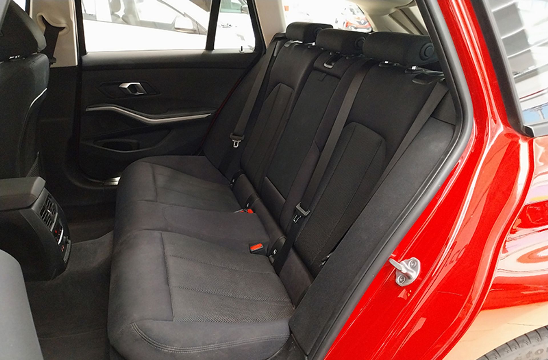 BMW Serie 3 330d xDrive Touring 4x4 - foto 14