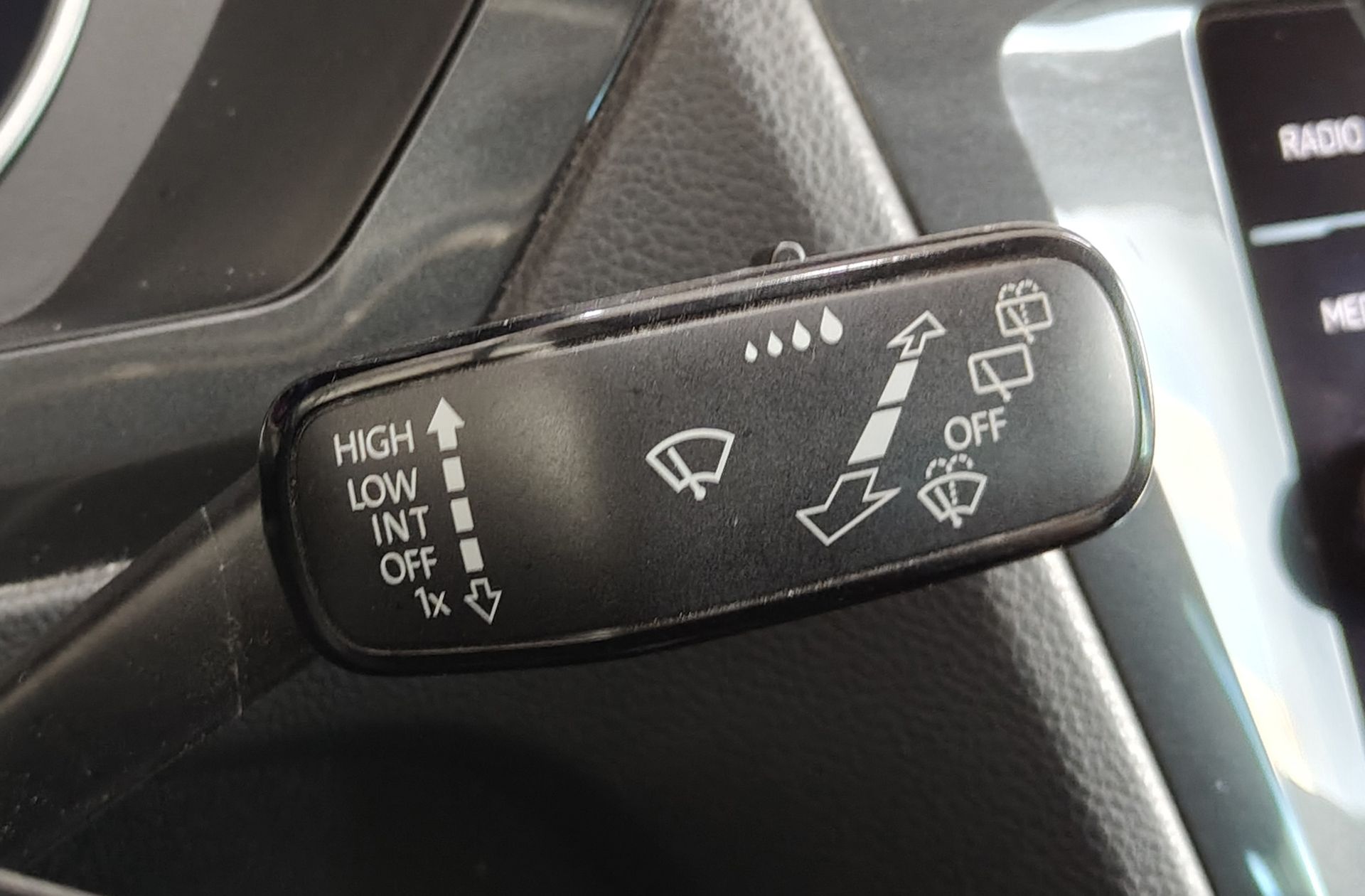 Volkswagen Tiguan Advance 1.5 TSI DSG Pack R-Line - foto 26