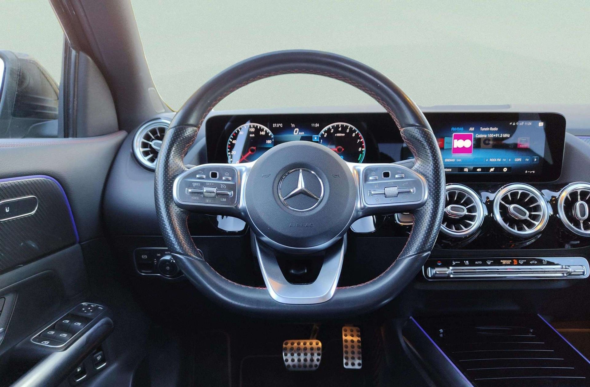 Mercedes-Benz GLA 250 e Pack AMG - foto 31