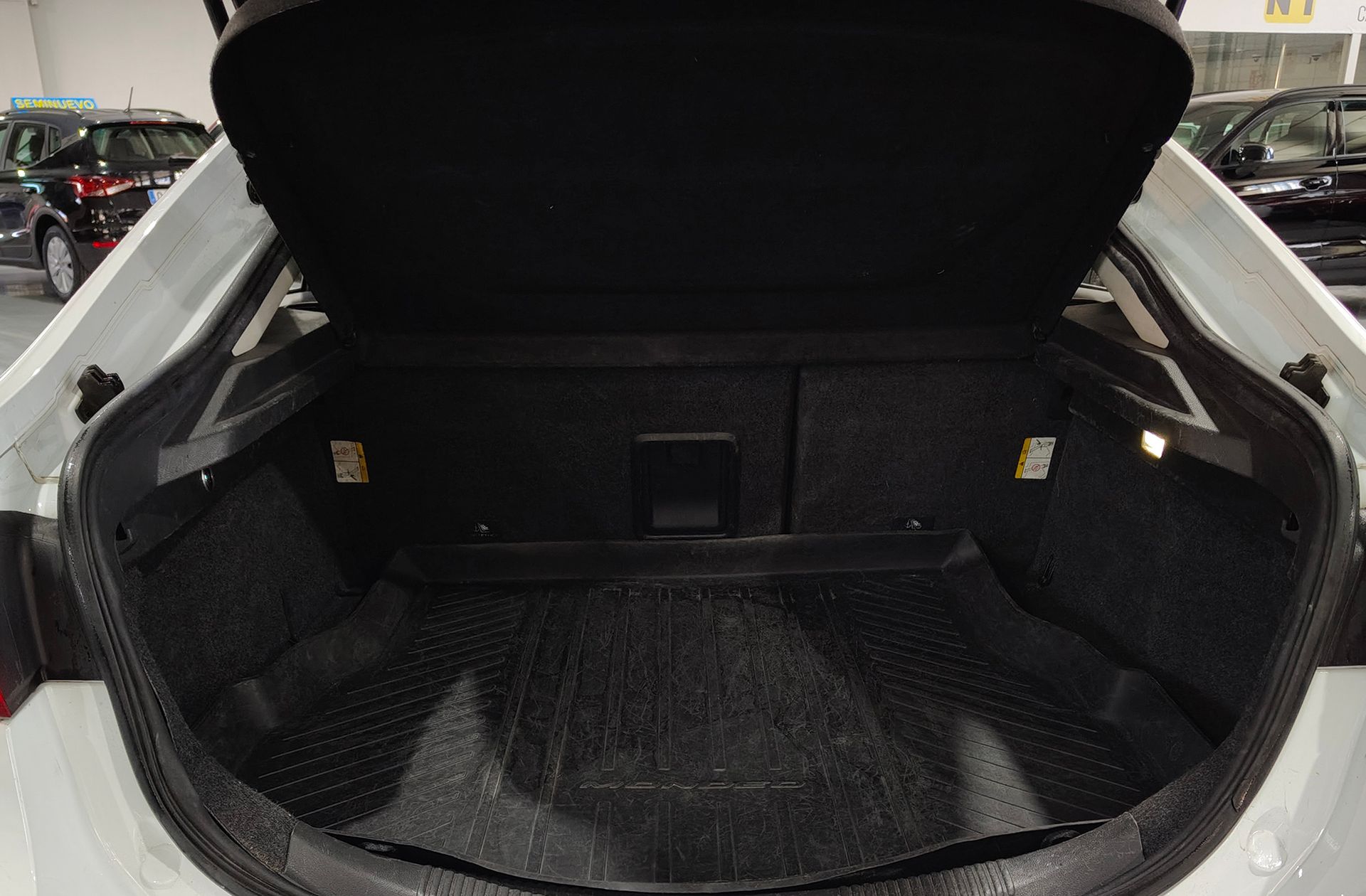 Ford Mondeo 1.5 EcoBoost Titanium - foto 12