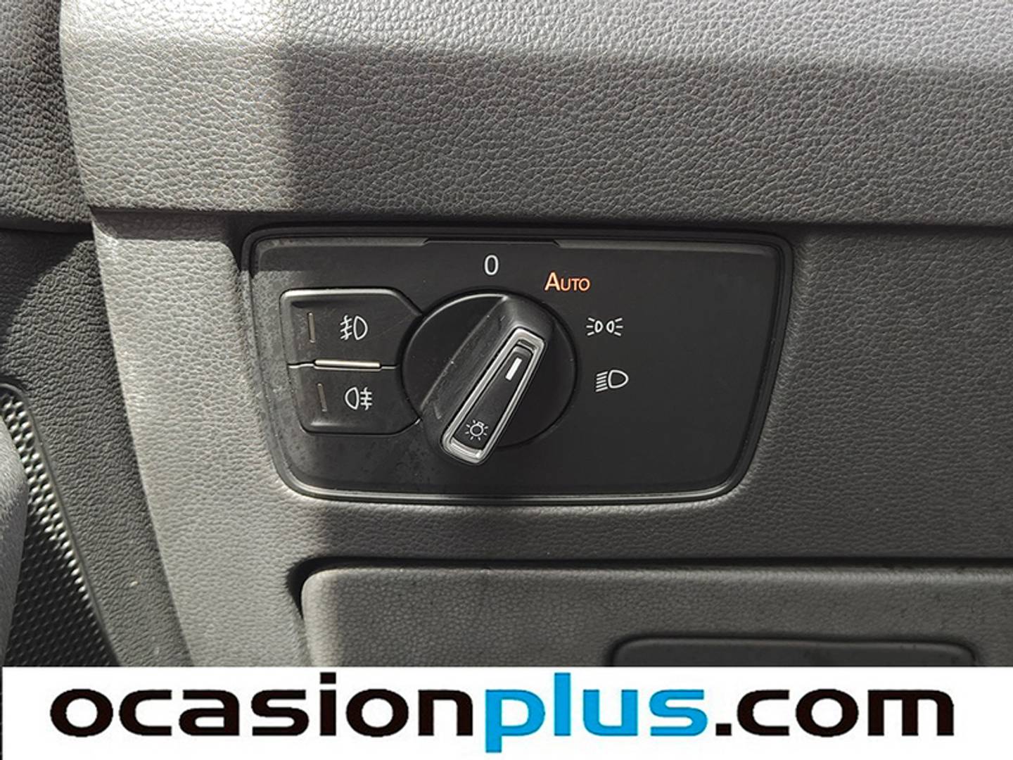 Foto Volkswagen Passat Volkswagen Passat Business 1.6 TDI (120 CV) DSG