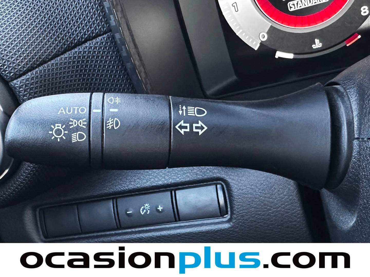 Foto Nissan JUKE Nissan Juke DIG-T N-Connecta 4x2 (114 CV)