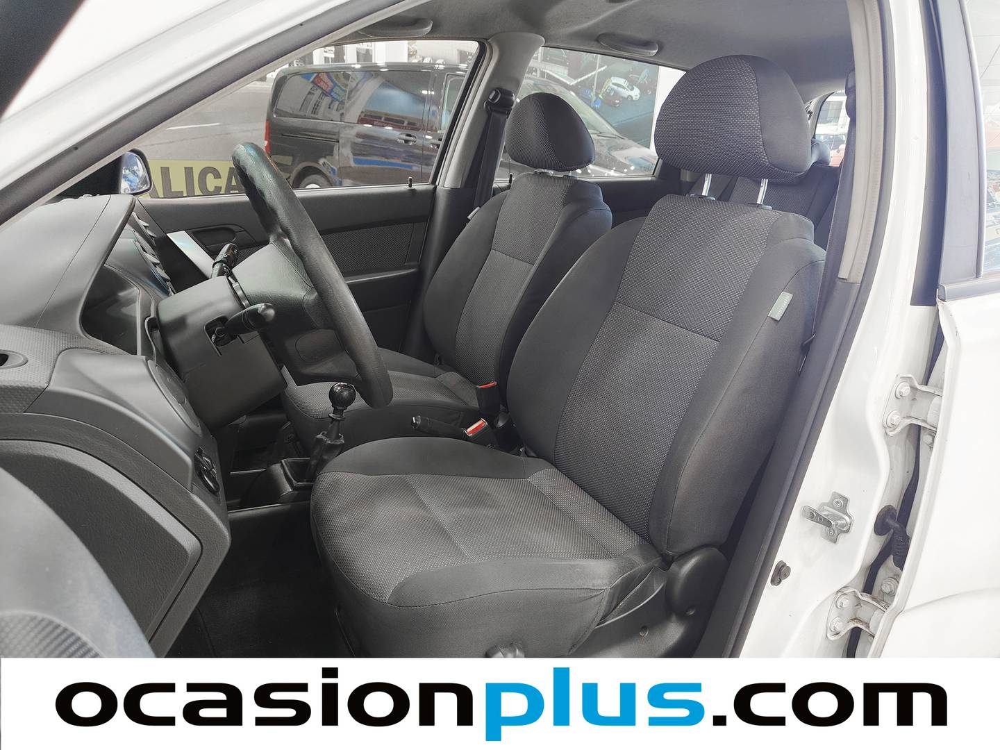 Foto asientos delanteros Chevrolet Aveo Chevrolet Aveo 1.4 16v LS  (101 CV)