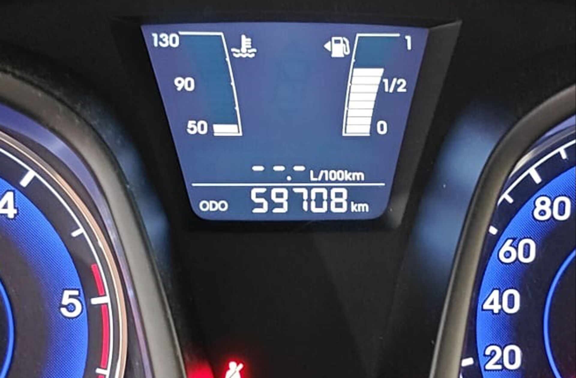 Hyundai ix20 1.6 CRDi Bluedrive Tecno - foto 9