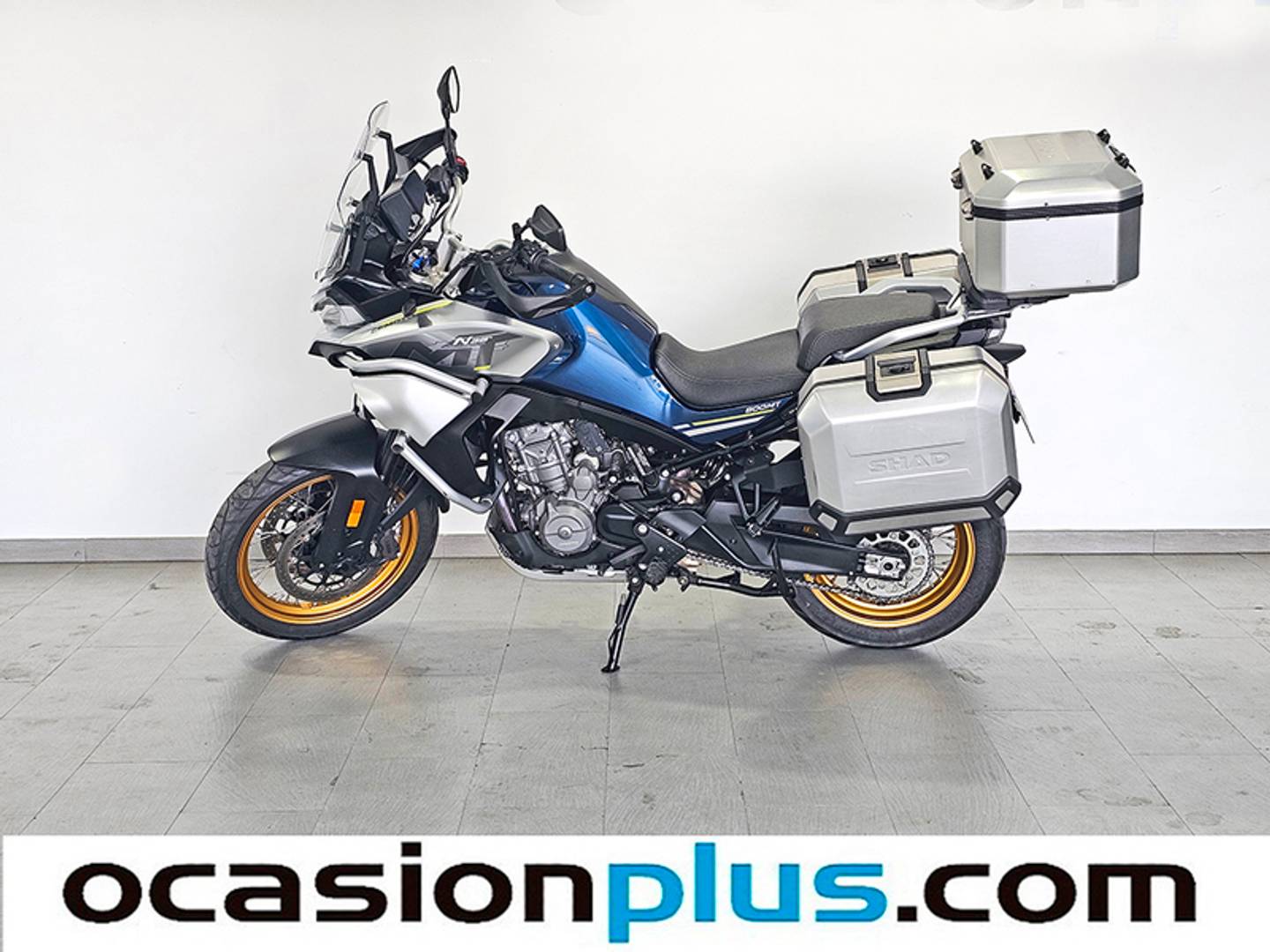 Foto CFMOTO 800MT CFMOTO 800MT TOURING (91 CV)