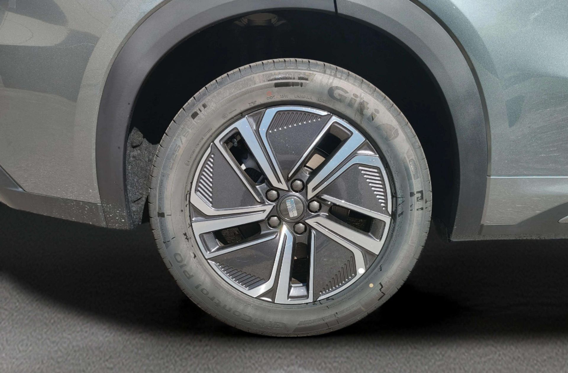 Geely Starray EM-i 1.5 PHEV Pro - foto 35