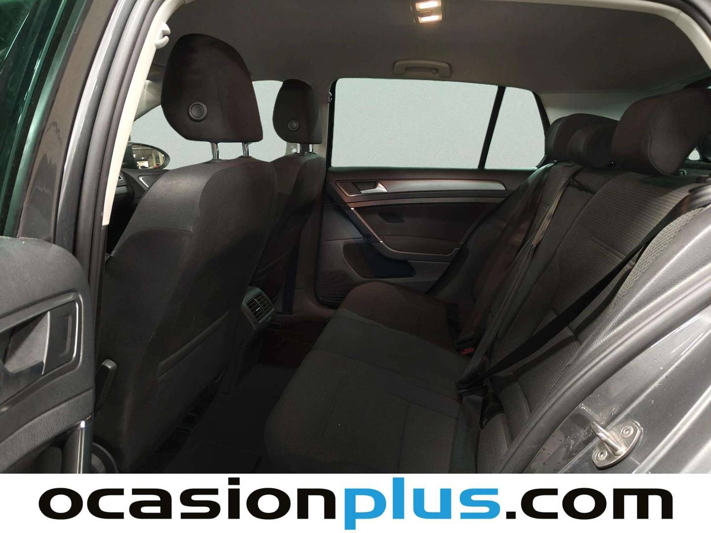Foto asientos traseros Volkswagen Golf Volkswagen Golf Advance 1.6 TDI (115 CV) DSG