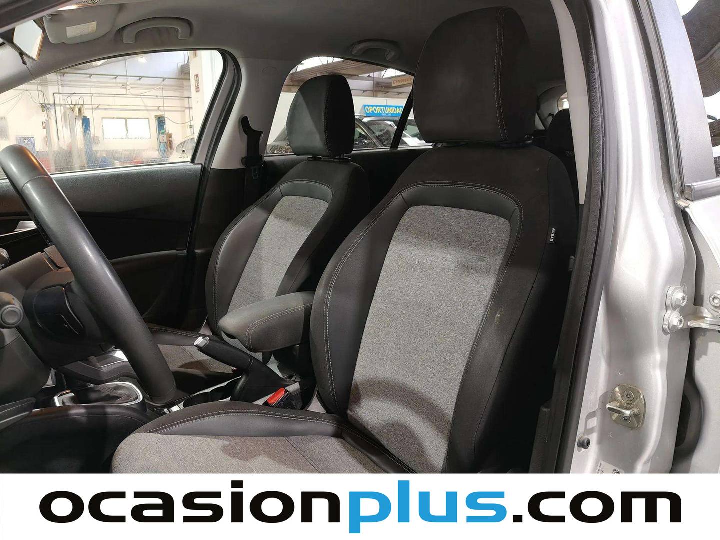 Foto asientos delanteros Fiat Tipo Fiat Tipo 1.5 Hybrid Cross DCT (130 CV)