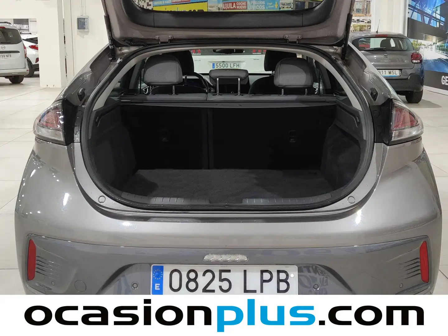 Foto Hyundai IONIQ Hyundai Ioniq 1.6 GDI PHEV Tecno DCT (141 CV)