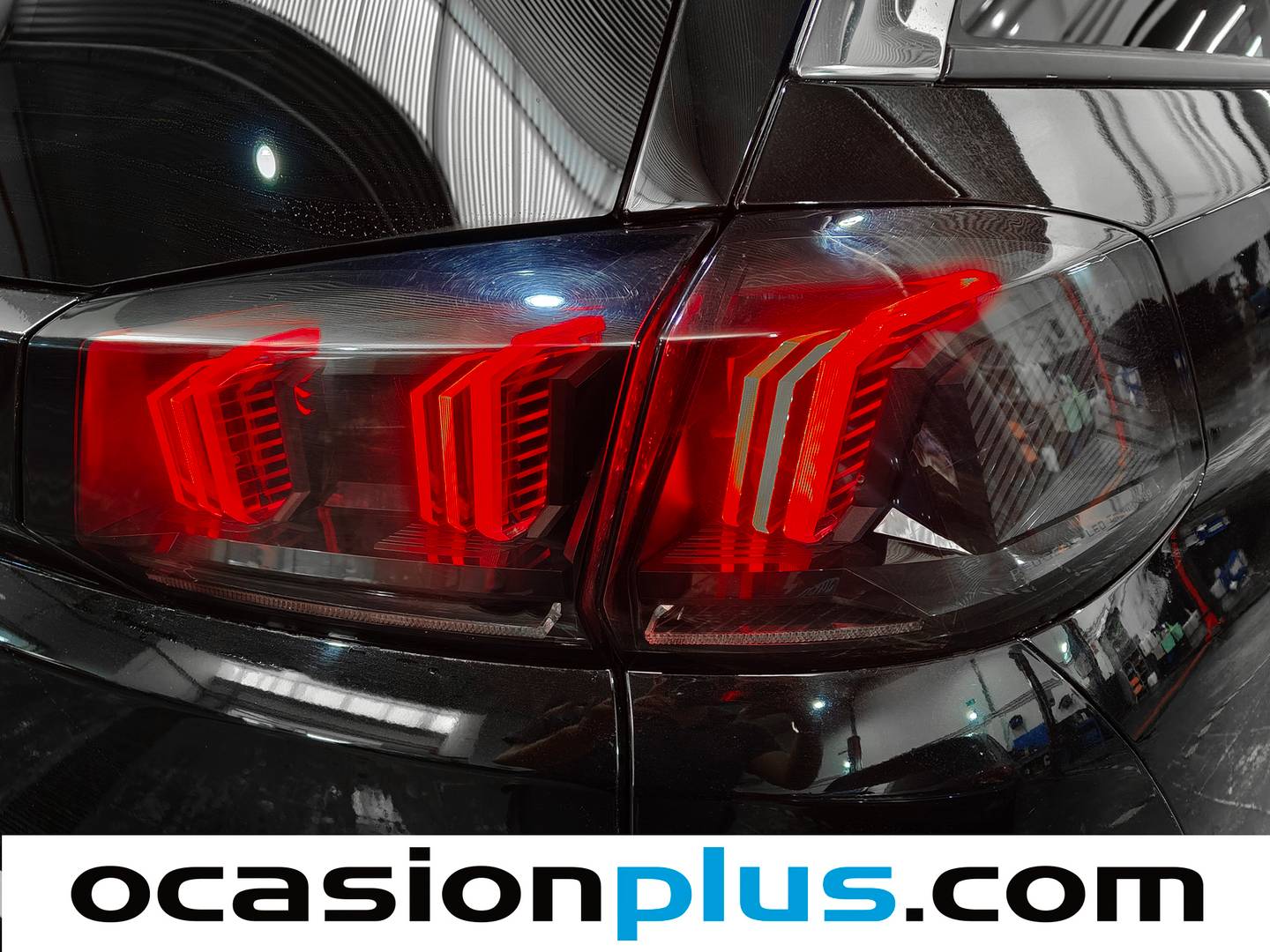 Peugeot 5008 Hybrid Peugeot 5008 Hybrid 1.2 Allure Pack eDCS6 (136 CV) 7 Plazas km 0