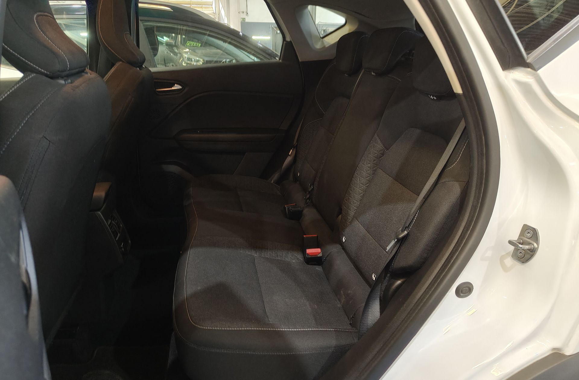 Mitsubishi ASX 130T MHEV Motion - foto 11