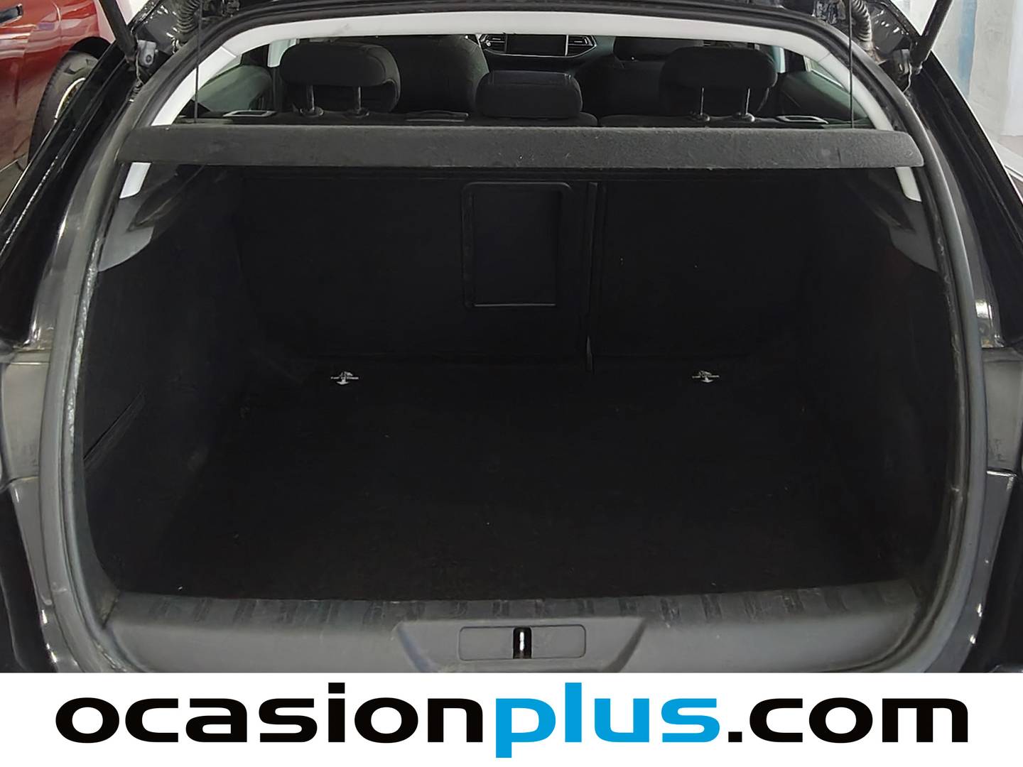Fotos maletero Peugeot 308 Peugeot 308 BlueHDi 120 Allure (120 CV)