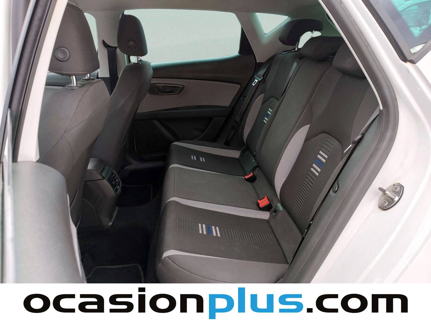 Foto asientos traseros Seat León Seat León 1.0 EcoTSI S&S Style Visio Edition (115 CV)