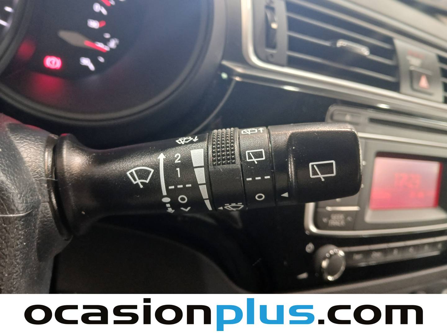 Equipamiento del KIA Rio KIA Rio 1.2 CVVT Tech (84 CV)