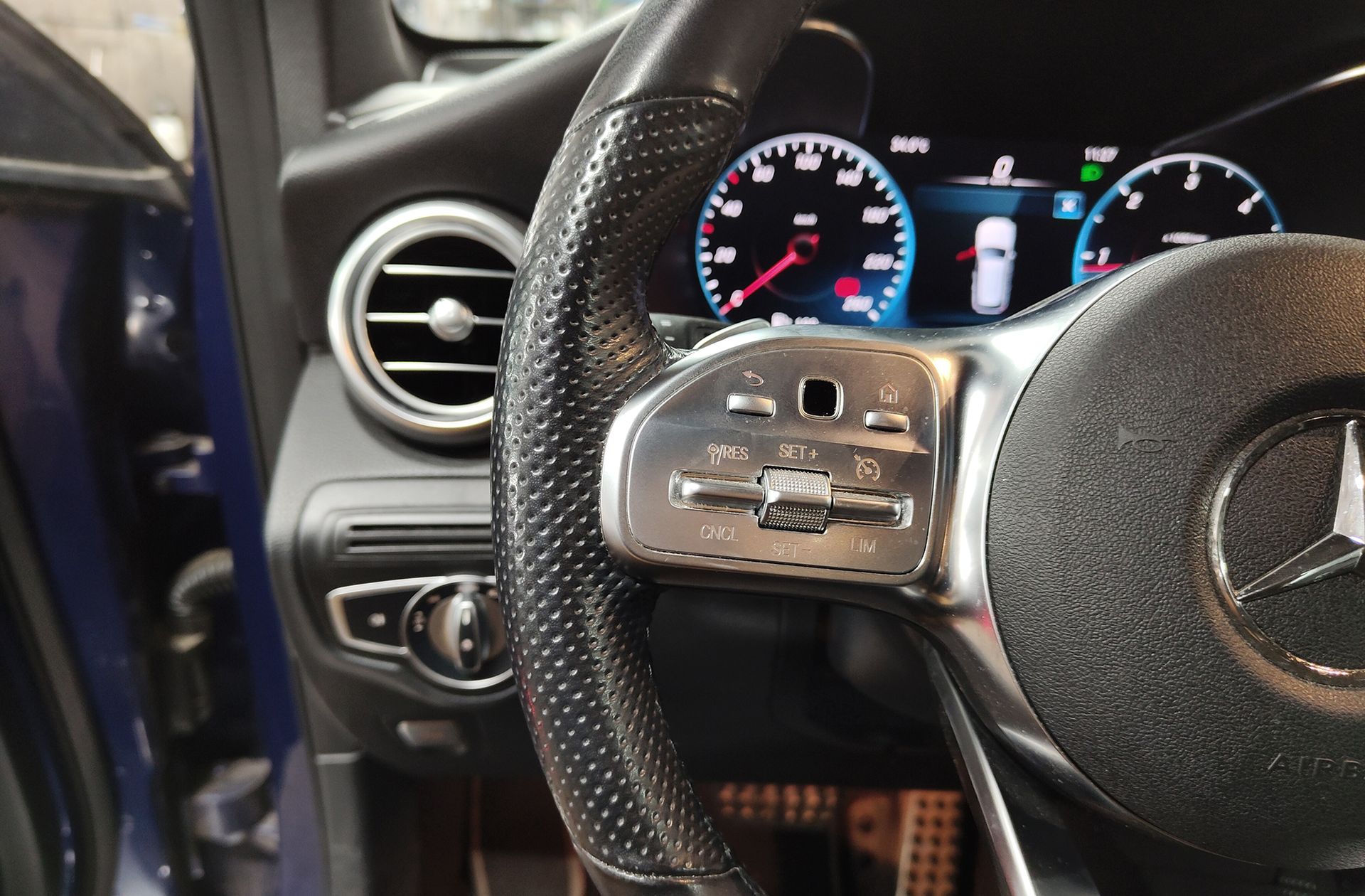 Mercedes-Benz GLC Mercedes GLC 200 d 4Matic Pack AMG - foto 30