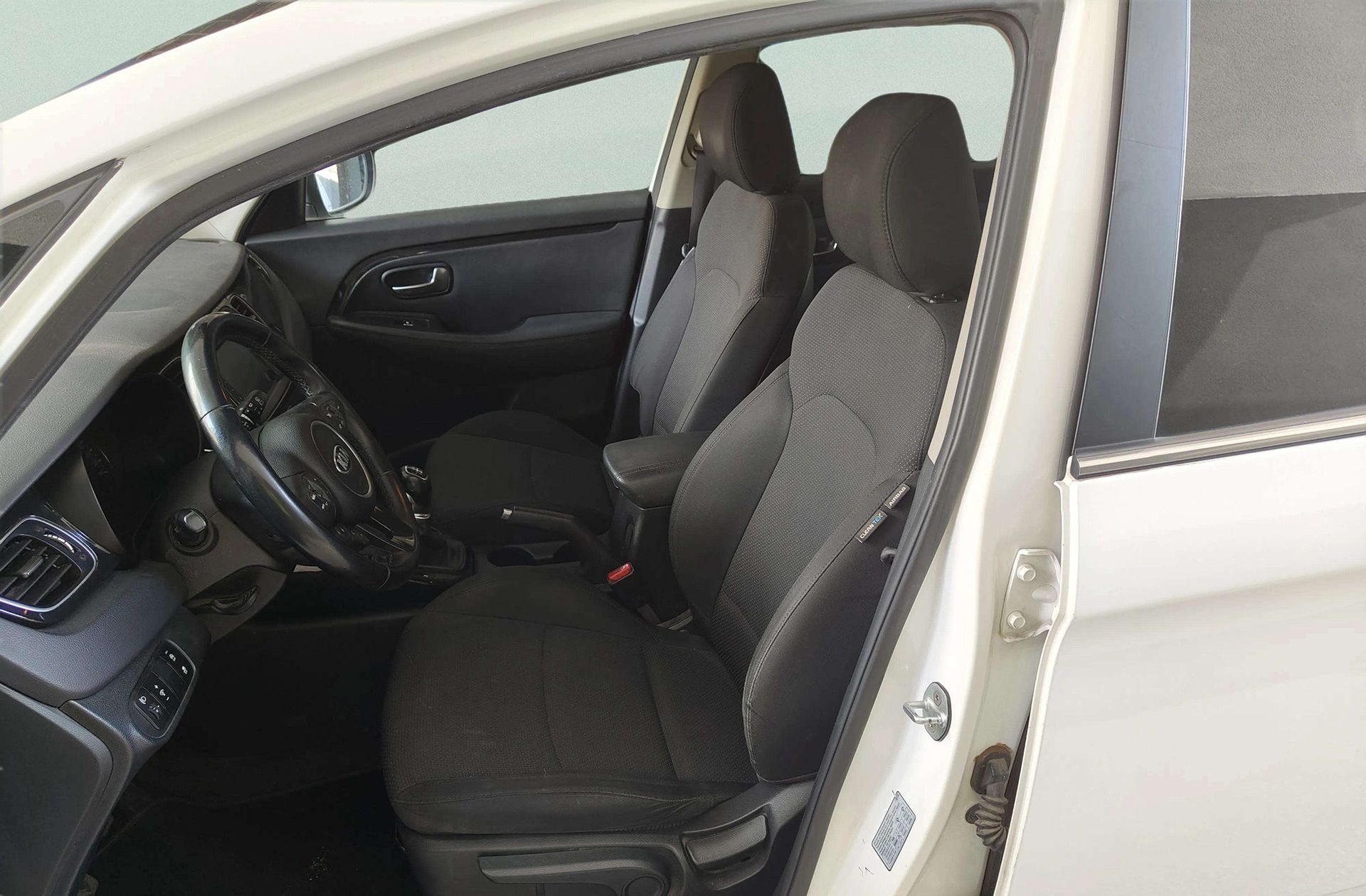 Kia Carens 1.7 CRDi VGT Uefa Euro2016 Eco-Dynamics 7 plazas - foto 11
