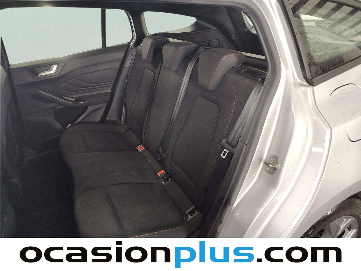 Foto asientos traseros Ford Focus Ford Focus SportBreak 1.0 Ecoboost MHEV ST-Line Auto (155 CV)