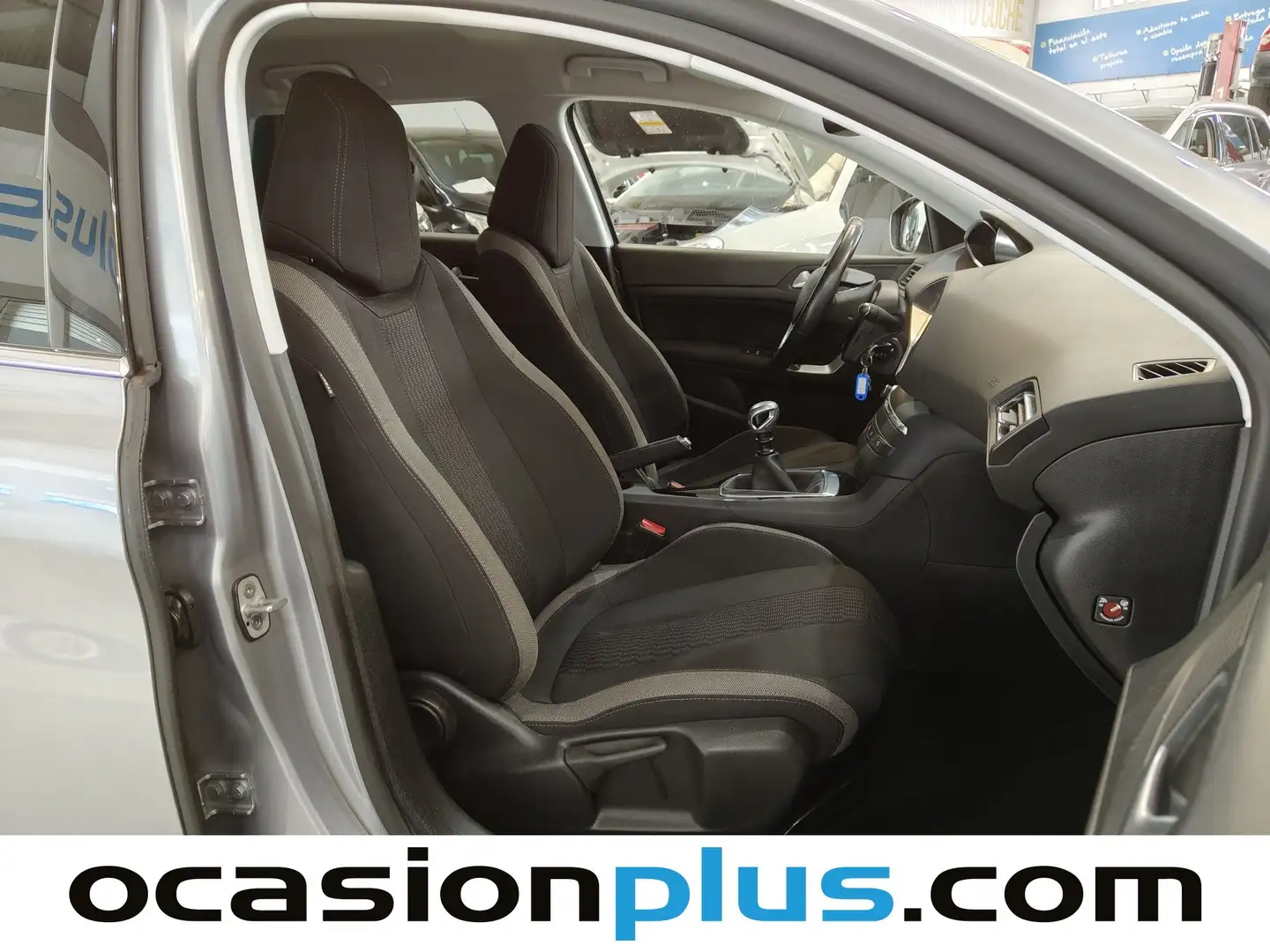 Foto Peugeot 308 Peugeot 308 SW SW BlueHDI 120 Style (120 CV)