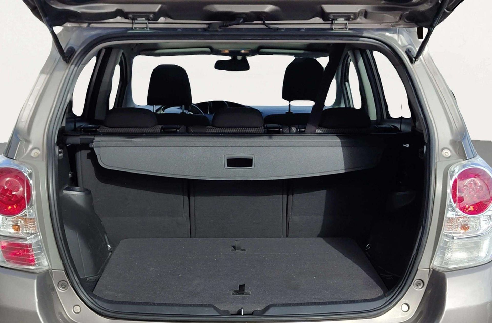 Toyota Verso 115D Advance - foto 14