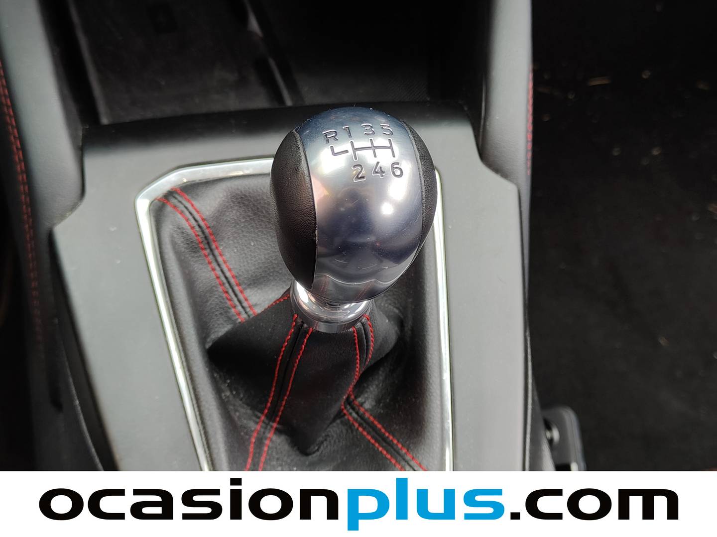 Foto Ford Kuga Ford Kuga 1.5T EcoBoost ST-Line 4x2 (150 CV)