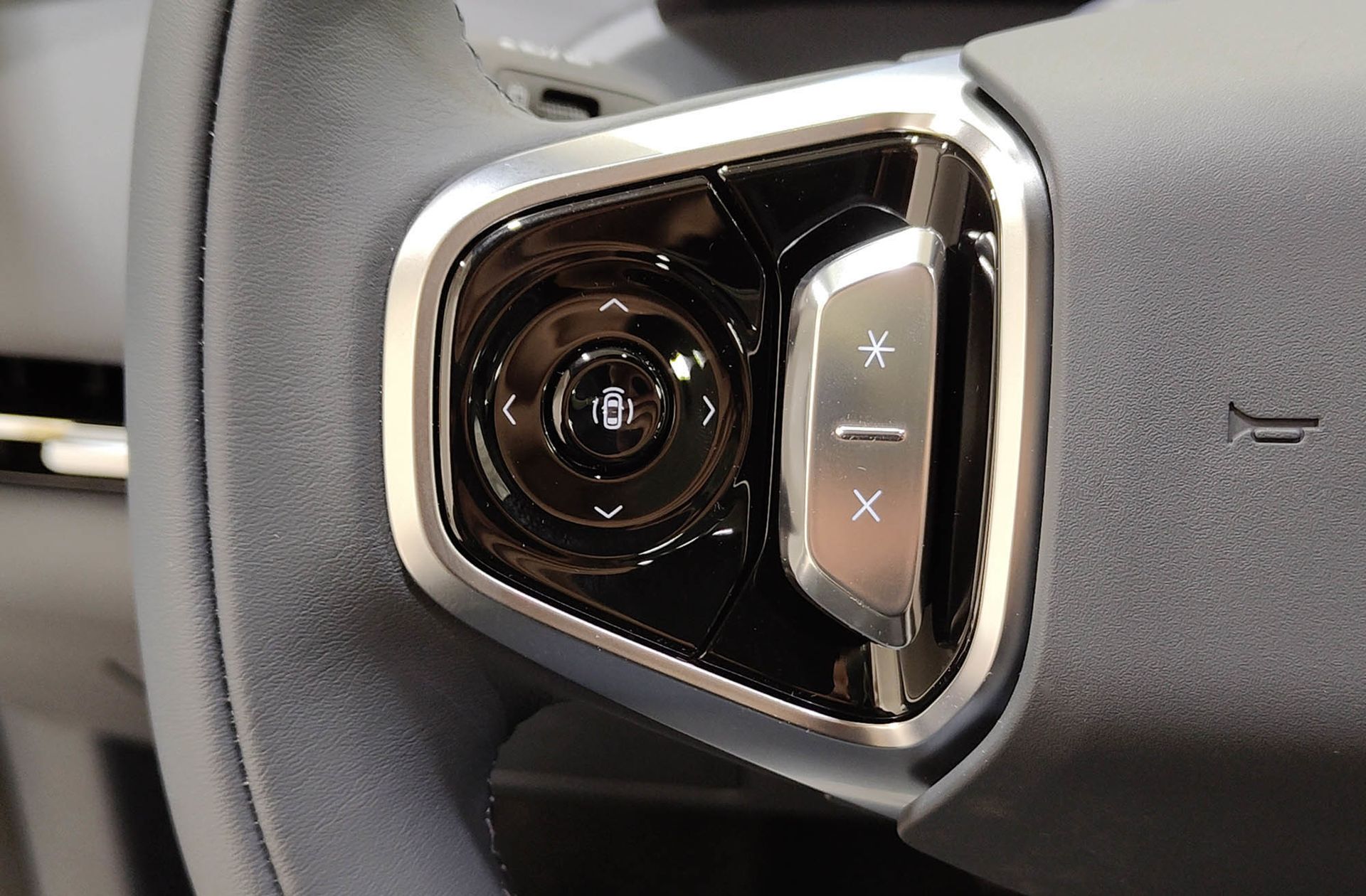 Geely Starray EM-i 1.5 PHEV Pro - foto 27