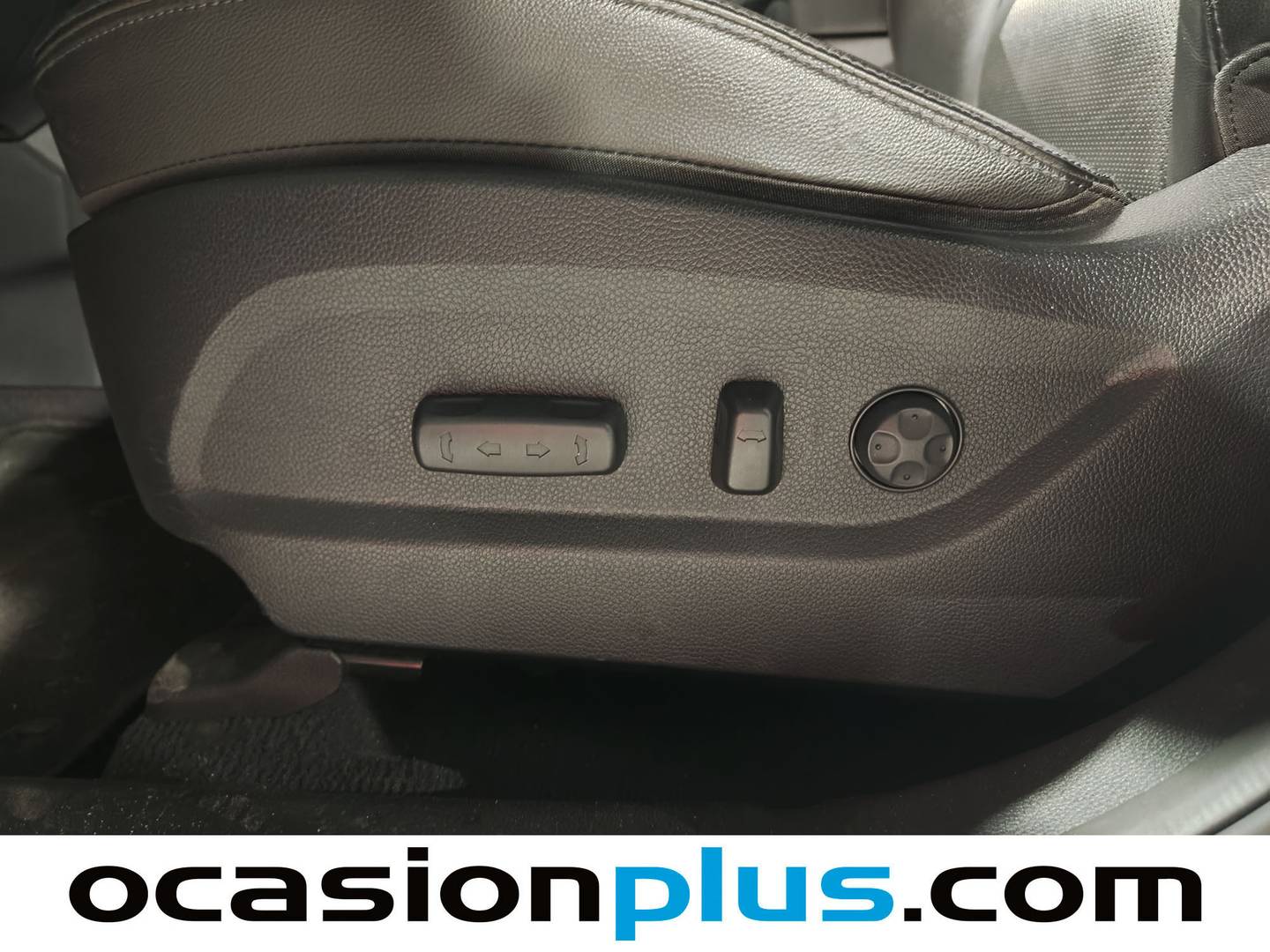 Foto Hyundai Santa Fe Hyundai Santa Fe 2.2 CRDI Tecno 4x2 Auto (200 CV) 7 Plazas