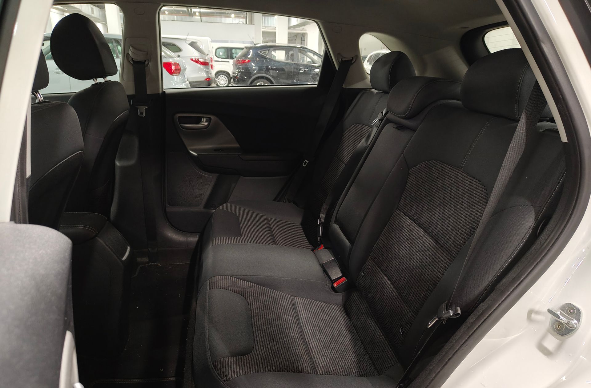 Kia Niro 1.6 GDi PHEV Híbrido Drive - foto 12