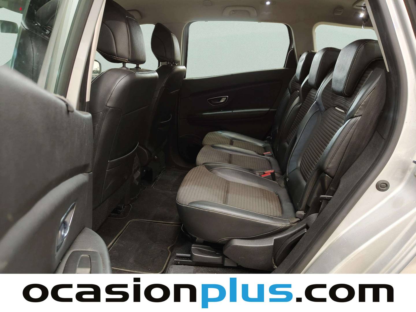 Foto asientos traseros Renault Grand Scénic Renault Grand Scenic Zen Energy TCe (160 CV) 7 Plazas