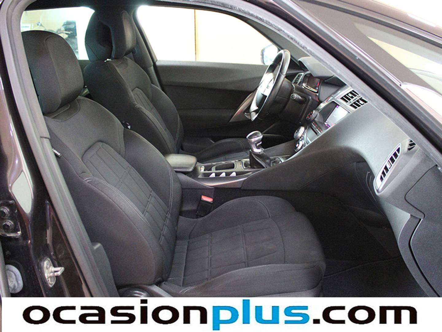 Foto DS DS 5 DS DS5 BlueHdi 120 Desire (120 CV)