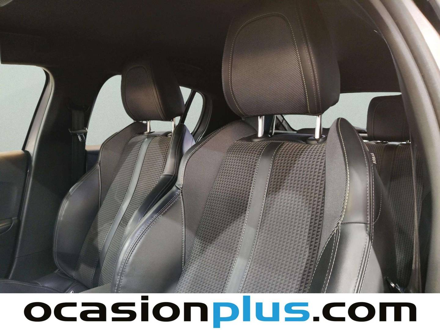 Equipamiento del Peugeot 208 Peugeot 208 PureTech 100 GT (100 CV)