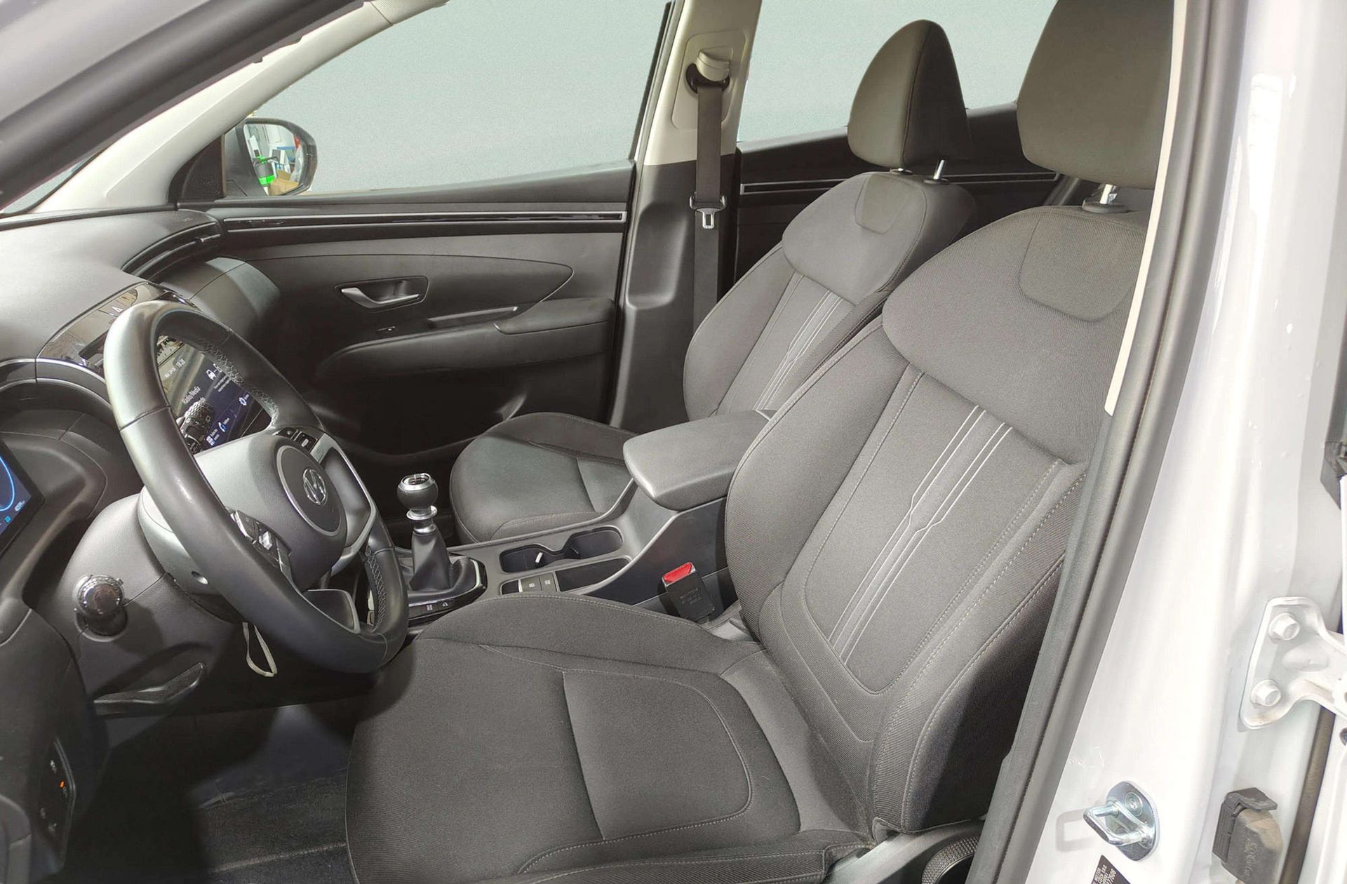 Hyundai Tucson 1.6 T-GDi 48V Maxx Sky - foto 11