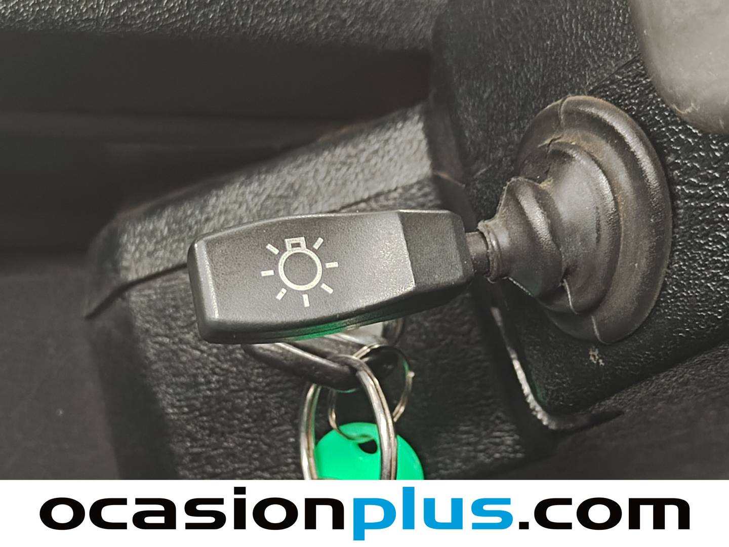 Foto Land Rover Defender Land Rover Defender 2.5 TD5 90 SW S (122 CV)