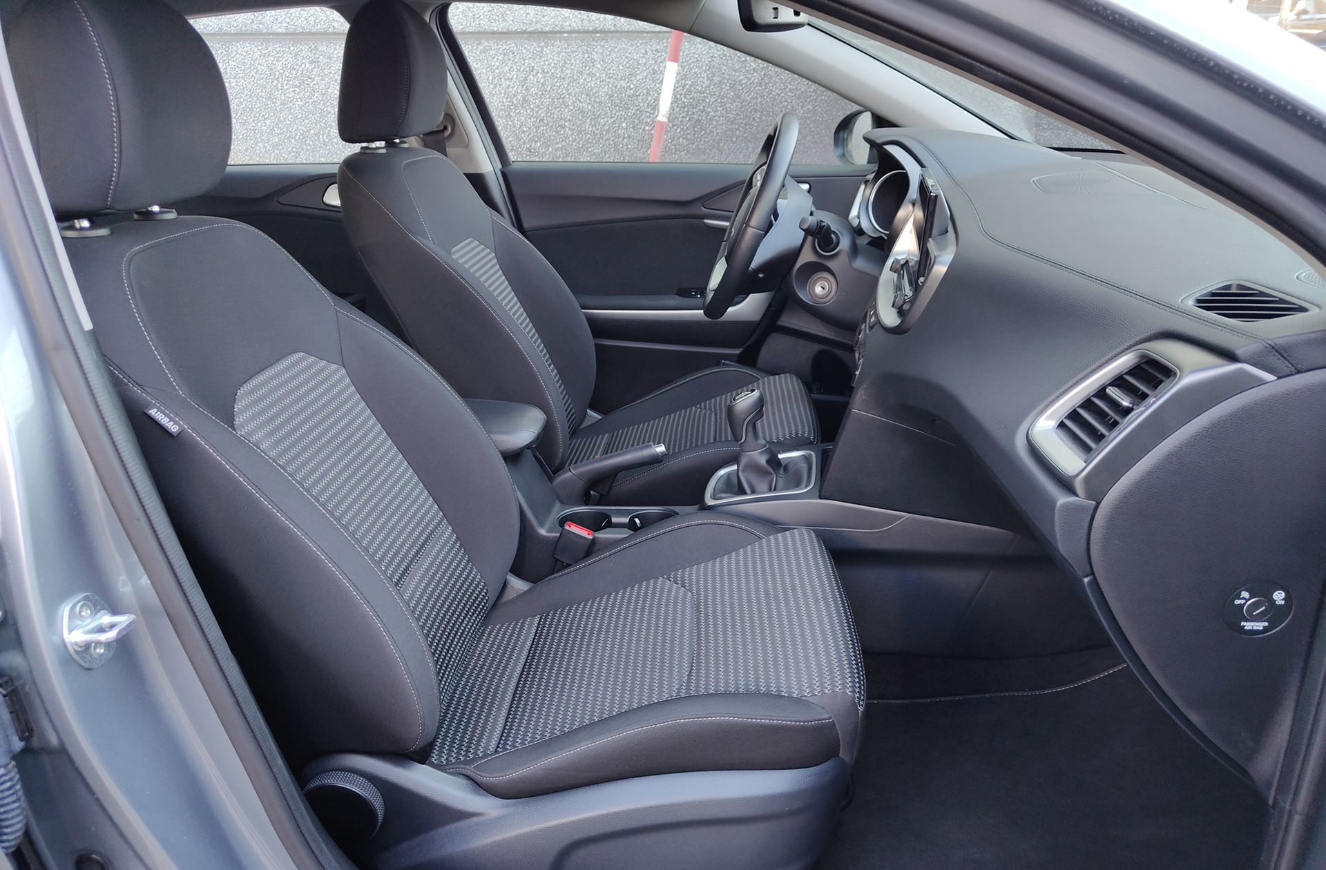 Kia Ceed 1.0 T-GDi Drive - foto 17