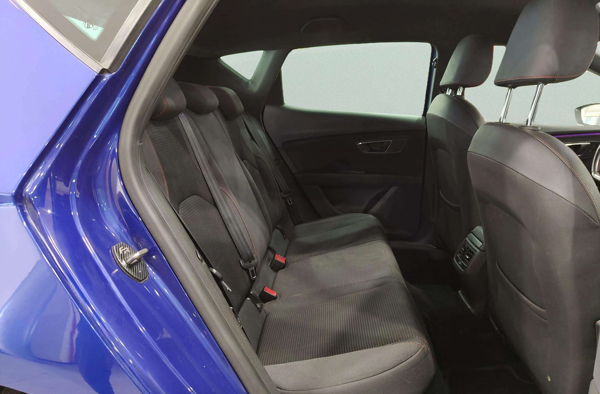 SEAT León 2.0 TDI FR Plus - foto 19