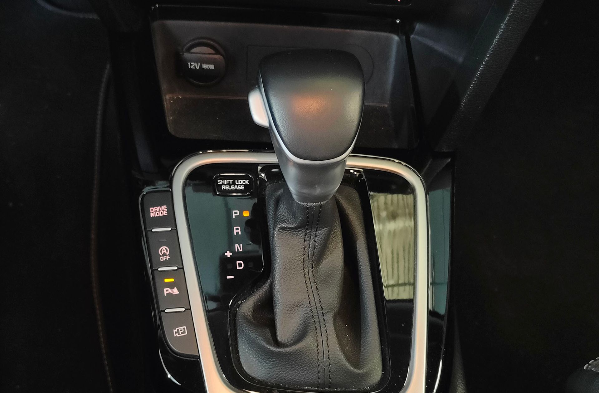 Kia Ceed 1.5 MHEV Tech DCT - foto 5