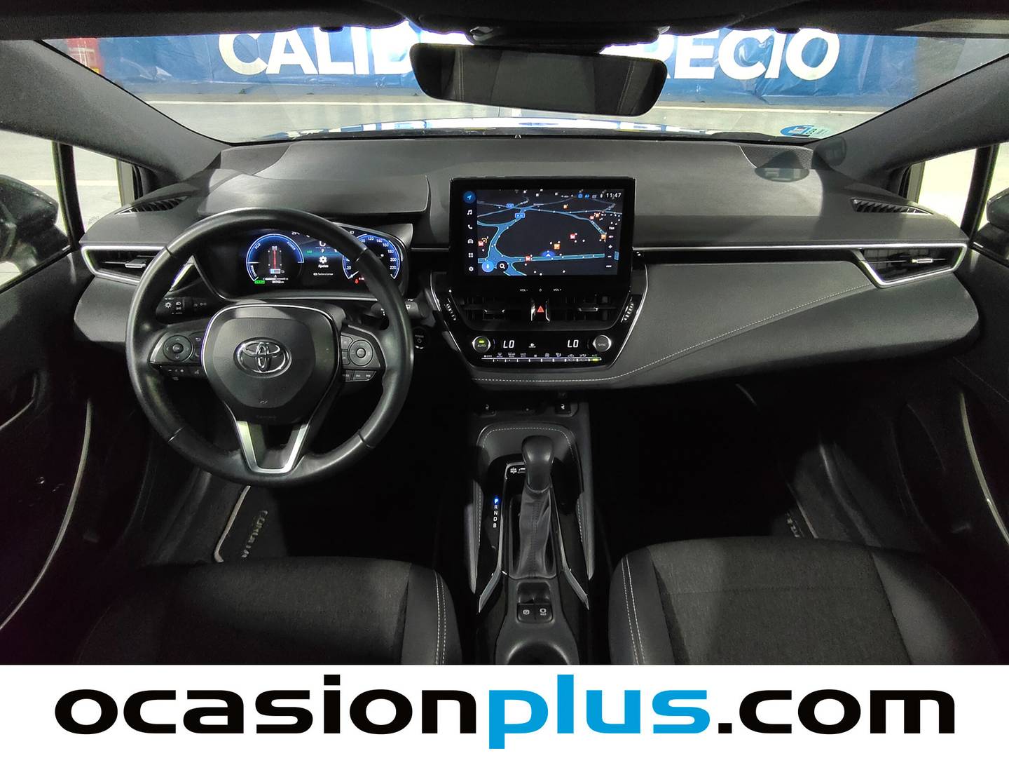 Foto asientos delanteros Toyota Corolla Toyota Corolla 140H Touring Sport Style Edition Auto (140 CV)